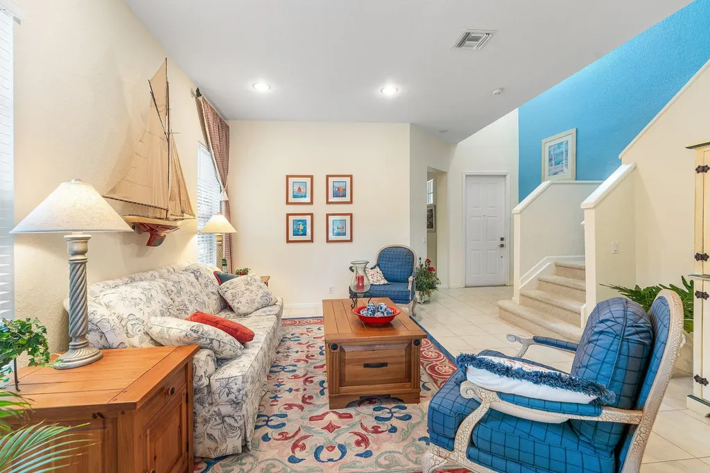 123 Via Castilla Jupiter FL 33458