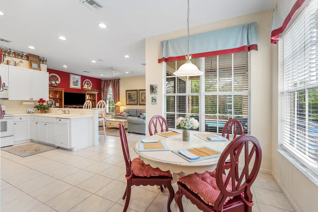 123 Via Castilla Jupiter FL 33458