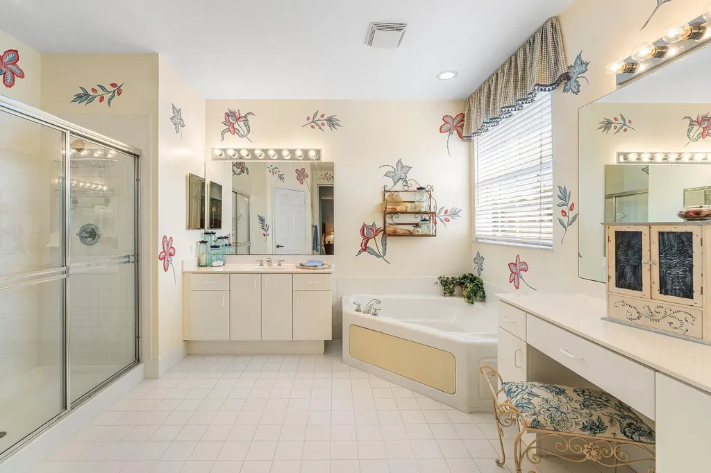 123 Via Castilla Jupiter FL 33458