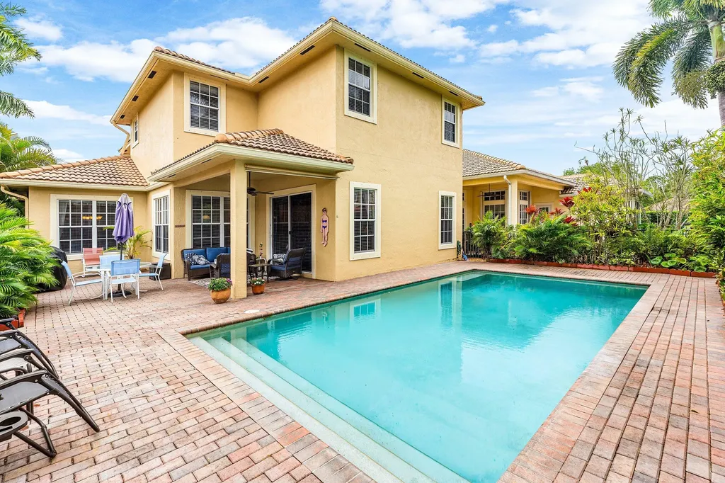 123 Via Castilla Jupiter FL 33458