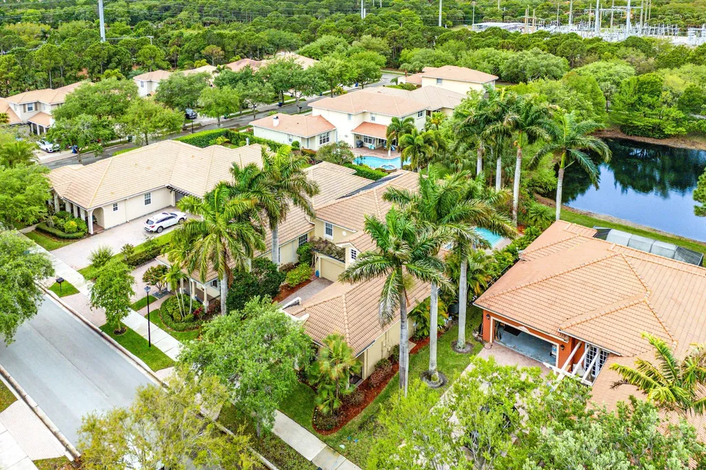 123 Via Castilla Jupiter FL 33458