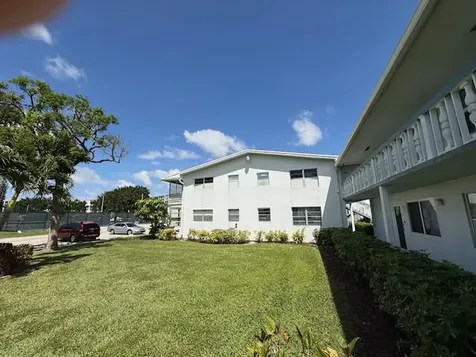 41 Upminster B Crescent Deerfield Beach FL 33442