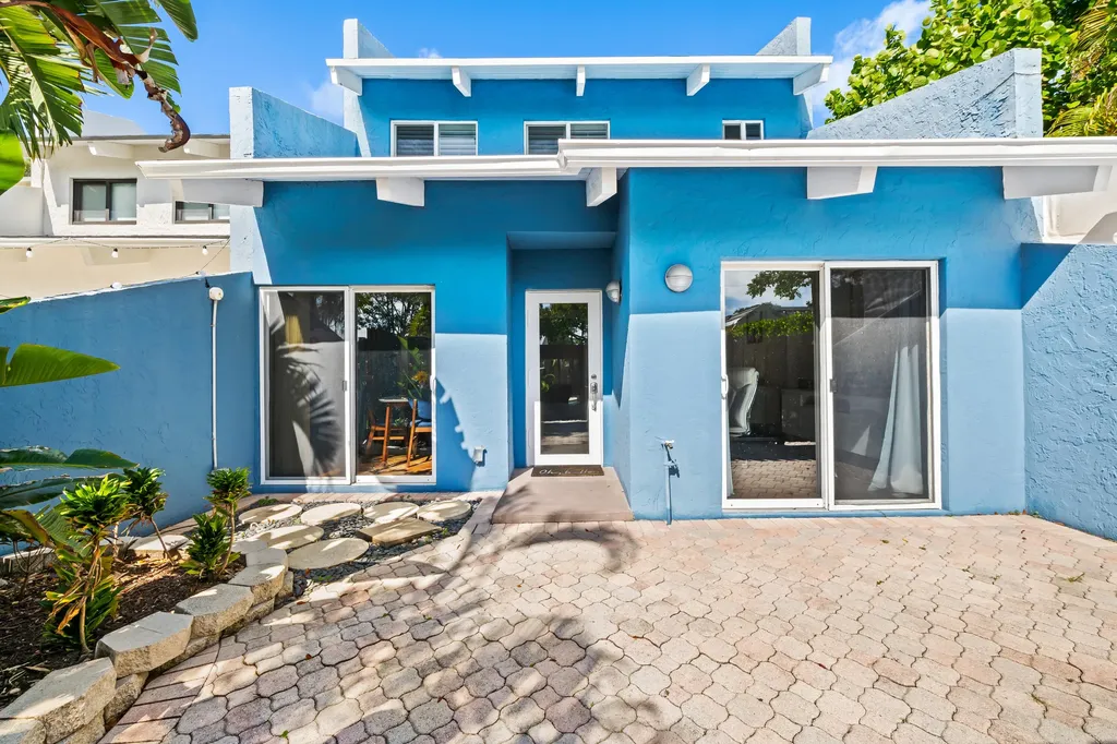 219 NE 17th Avenue Fort Lauderdale FL 33301