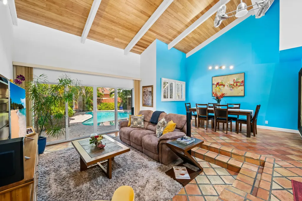 219 NE 17th Avenue Fort Lauderdale FL 33301