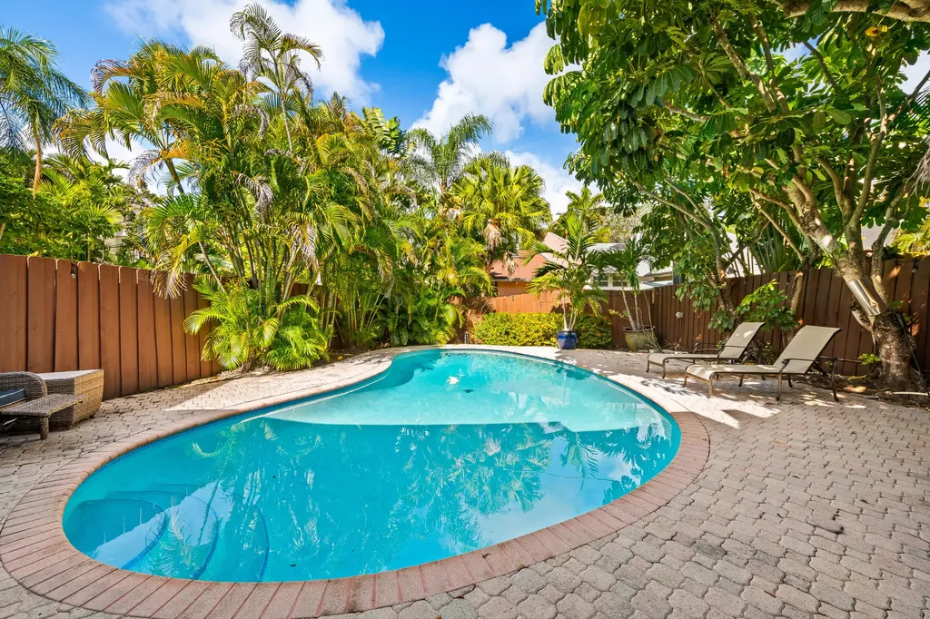 219 NE 17th Avenue Fort Lauderdale FL 33301