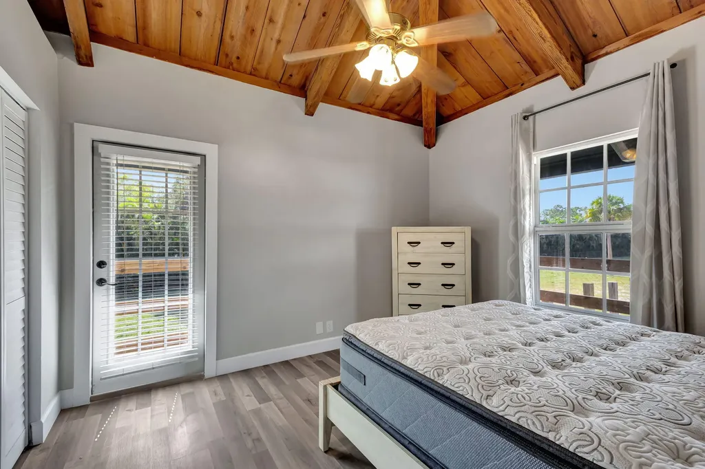 18301 Murray Lane Loxahatchee FL 33470