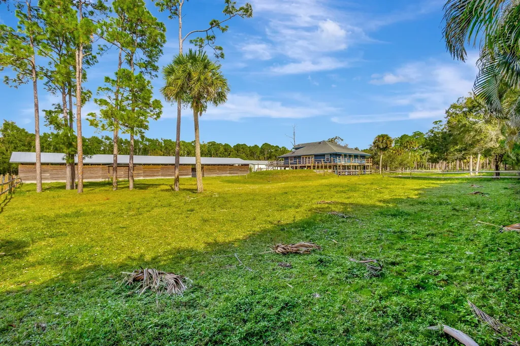 18301 Murray Lane Loxahatchee FL 33470
