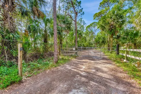 18301 Murray Lane Loxahatchee FL 33470