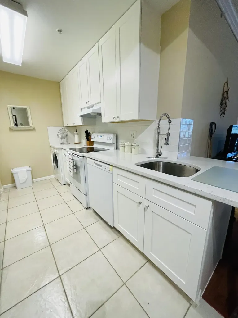 2060 Greenview Shores Boulevard Wellington FL 33414