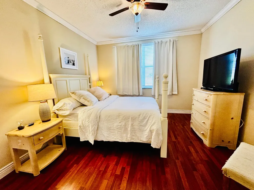 2060 Greenview Shores Boulevard Wellington FL 33414