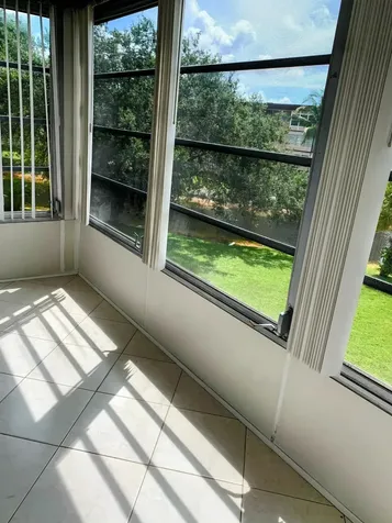 2800 NW 47th Terrace Lauderdale Lakes FL 33313