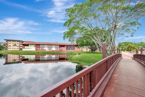 2800 NW 47th Terrace Lauderdale Lakes FL 33313