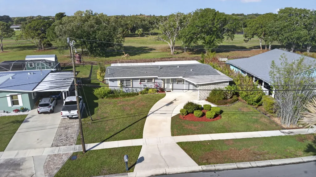 2948 SE Treasure Island Road Port St Lucie FL 34952