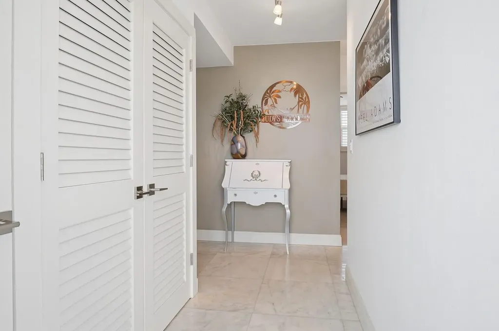 1900 S Ocean Drive Fort Lauderdale FL 33316