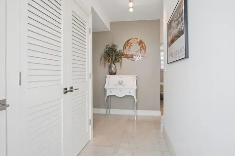 1900 S Ocean Drive Fort Lauderdale FL 33316