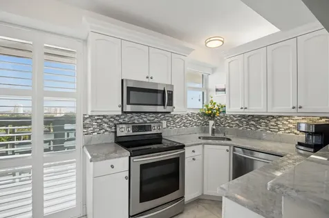 1900 S Ocean Drive Fort Lauderdale FL 33316