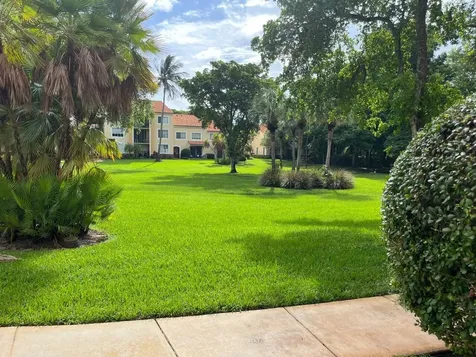 103 Yacht Club Way Hypoluxo FL 33462
