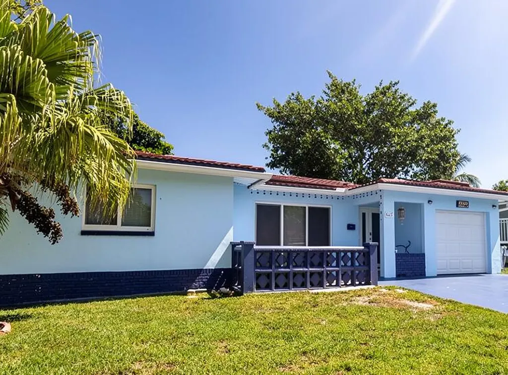 6717 NW 59th Street Tamarac FL 33321
