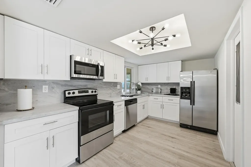 2631 W Golf Boulevard Pompano Beach FL 33064
