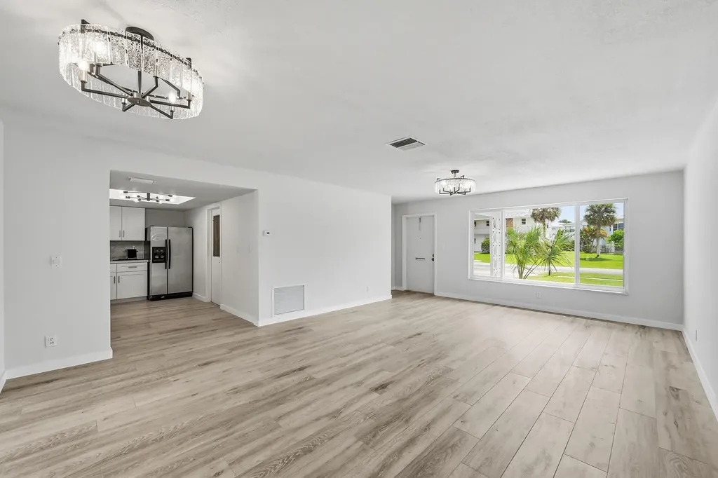 2631 W Golf Boulevard Pompano Beach FL 33064