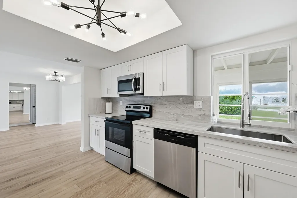2631 W Golf Boulevard Pompano Beach FL 33064