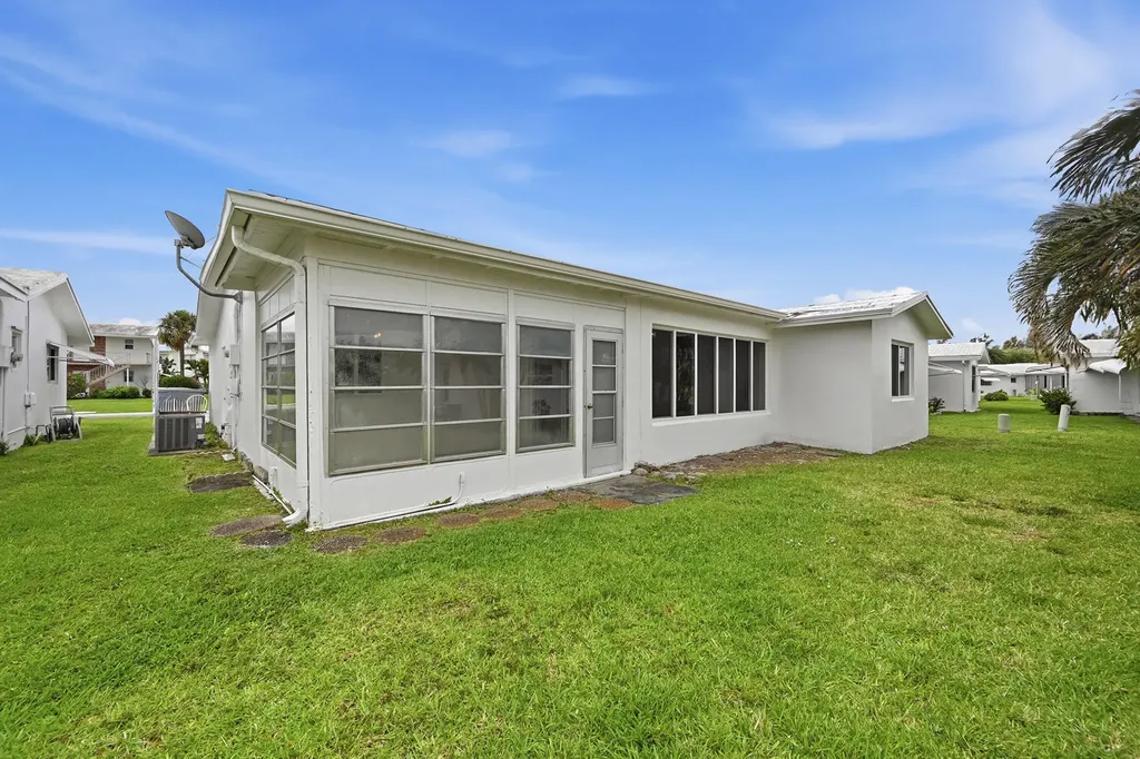 2631 W Golf Boulevard Pompano Beach FL 33064