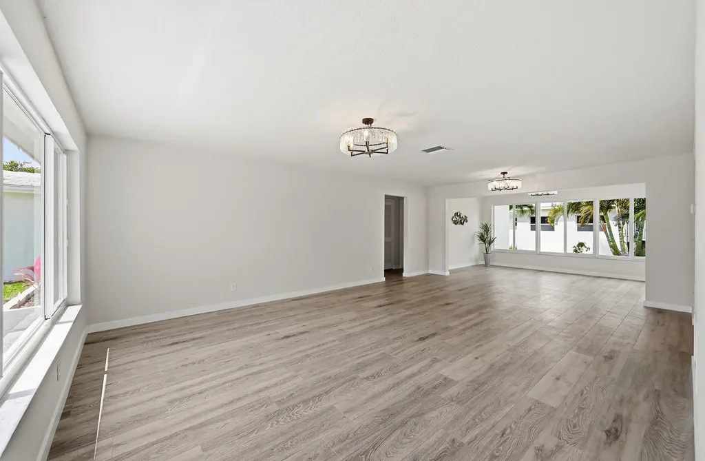 2631 W Golf Boulevard Pompano Beach FL 33064