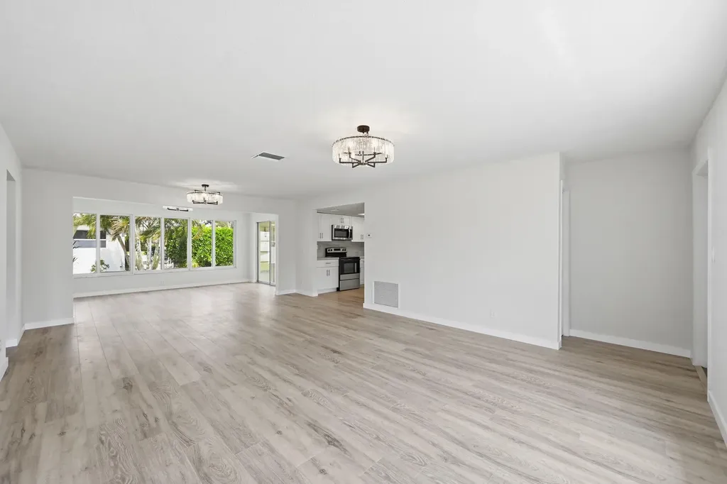 2631 W Golf Boulevard Pompano Beach FL 33064