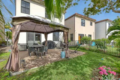 5024 Laurel Oak Drive Riviera Beach FL 33410