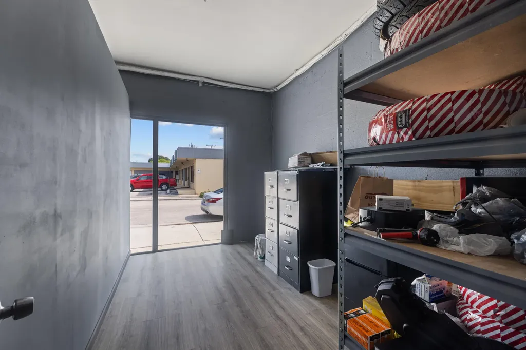 1914 N Dixie Highway Lake Worth Beach FL 33460