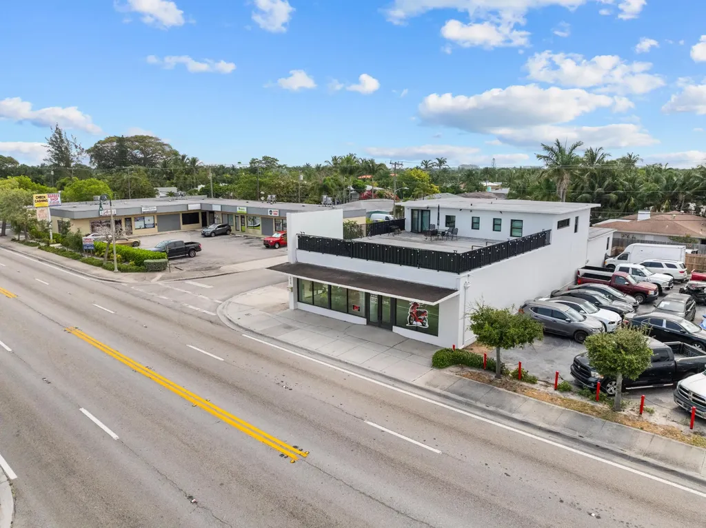 1914 N Dixie Highway Lake Worth Beach FL 33460