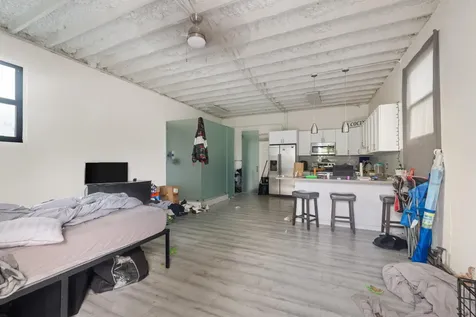 1914 N Dixie Highway Lake Worth Beach FL 33460