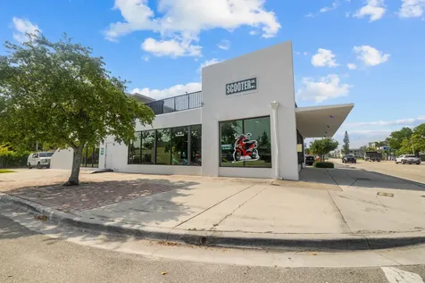 1914 N Dixie Highway Lake Worth Beach FL 33460