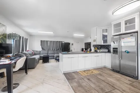 1914 N Dixie Highway Lake Worth Beach FL 33460