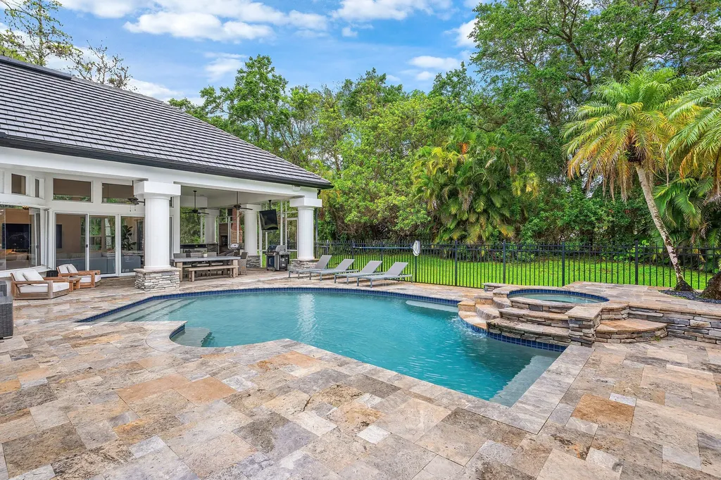 5980 NW 81st Terrace Parkland FL 33067