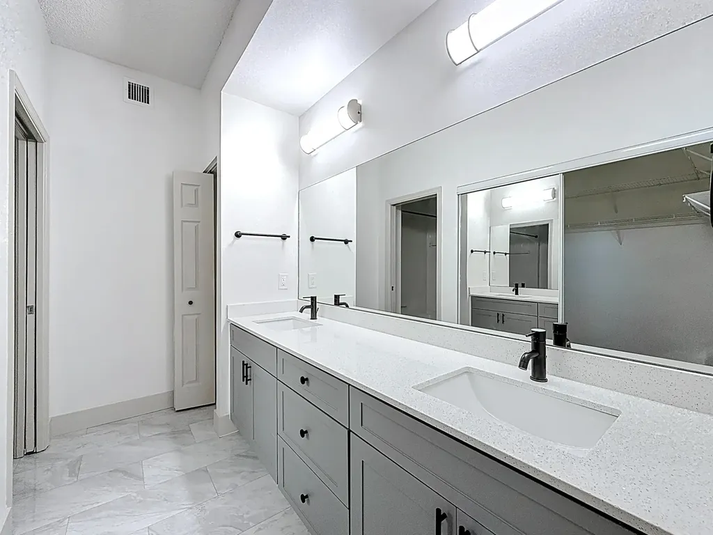 3180 N Haverhill Road West Palm Beach FL 33417
