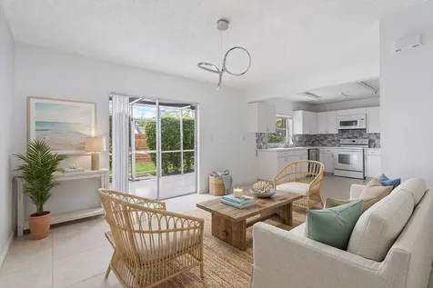 22707 SW 64th Way Boca Raton FL 33428