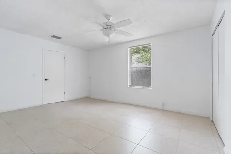 22707 SW 64th Way Boca Raton FL 33428