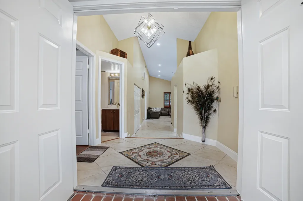 7625 Forest Green Lane Boynton Beach FL 33436