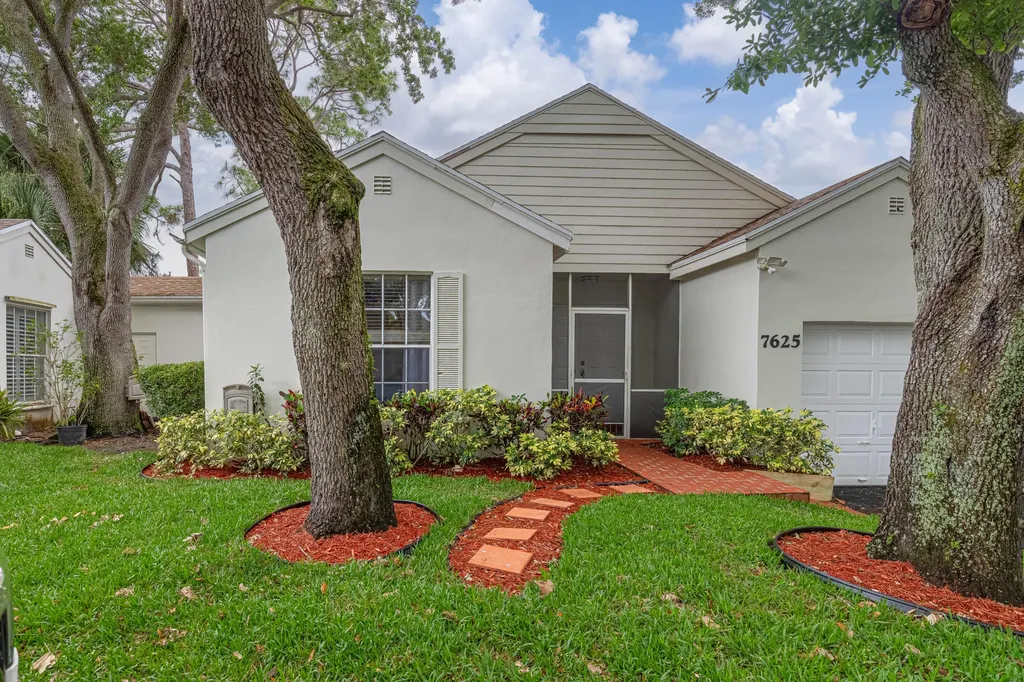 7625 Forest Green Lane Boynton Beach FL 33436