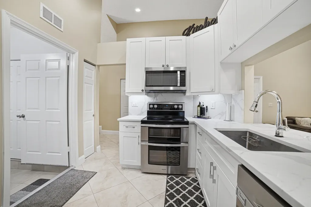 7625 Forest Green Lane Boynton Beach FL 33436