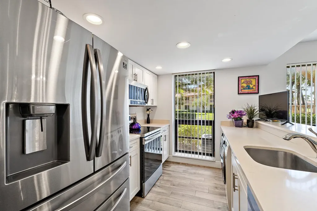 128 Brackenwood Road Palm Beach Gardens FL 33418