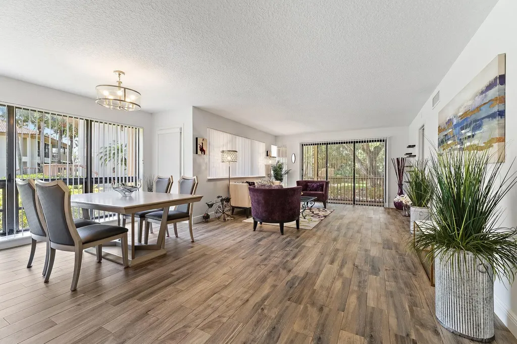 128 Brackenwood Road Palm Beach Gardens FL 33418