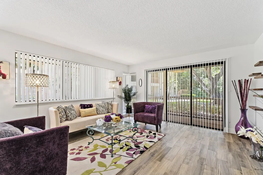 128 Brackenwood Road Palm Beach Gardens FL 33418