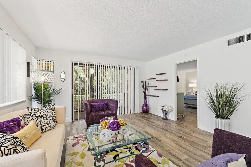 128 Brackenwood Road Palm Beach Gardens FL 33418