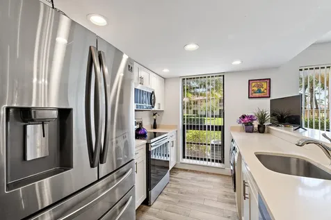 128 Brackenwood Road Palm Beach Gardens FL 33418