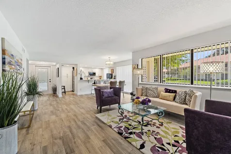 128 Brackenwood Road Palm Beach Gardens FL 33418