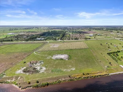 8105 SW Kanner Highway Indiantown FL 34956