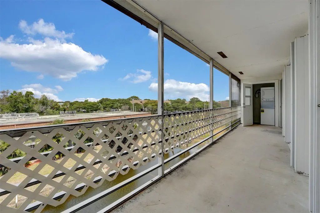 6289 Lear Drive Lake Worth FL 33462