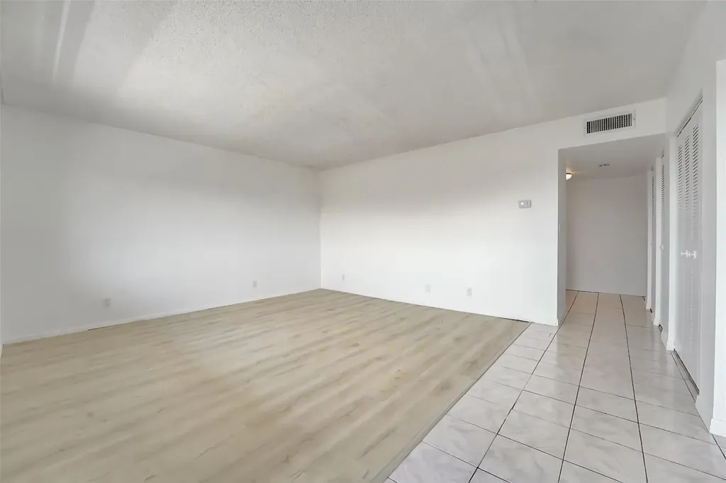 6289 Lear Drive Lake Worth FL 33462